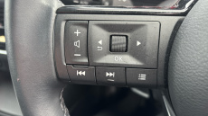 Nissan Qashqai 1.3 DiG-T MH N-Connecta 5dr Petrol Hatchback